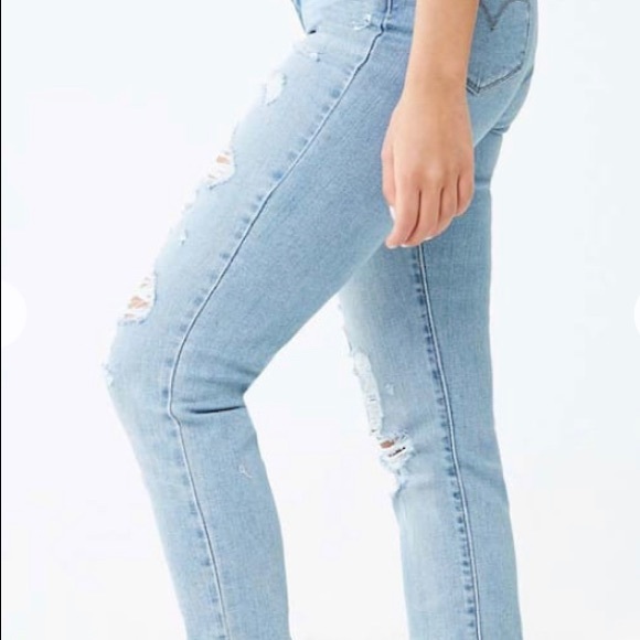 Levis 721 Distressed High-Rise Skinny Jeans - Picture 4 of 5